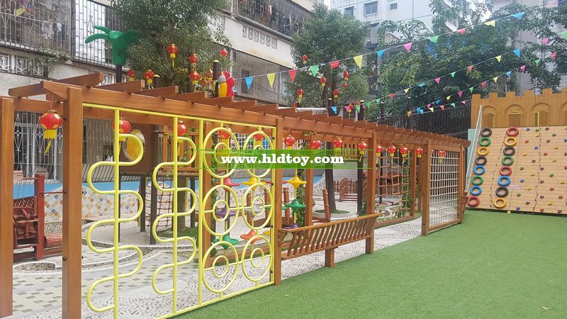 ?？谑袡C(jī)關(guān)幼兒園戶外拓展