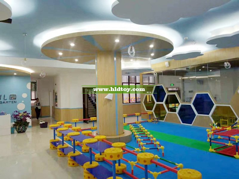 ?？诙飨闃菲嬗變簣@室內(nèi)配套